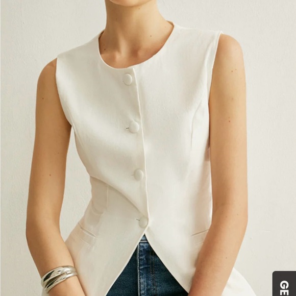 NWT Commense White Button Detail Sleeveless Vest L - Picture 5 of 9